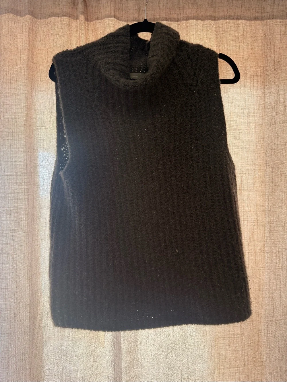 Vince Sleeveless Turtleneck Sweater Vest - Gray